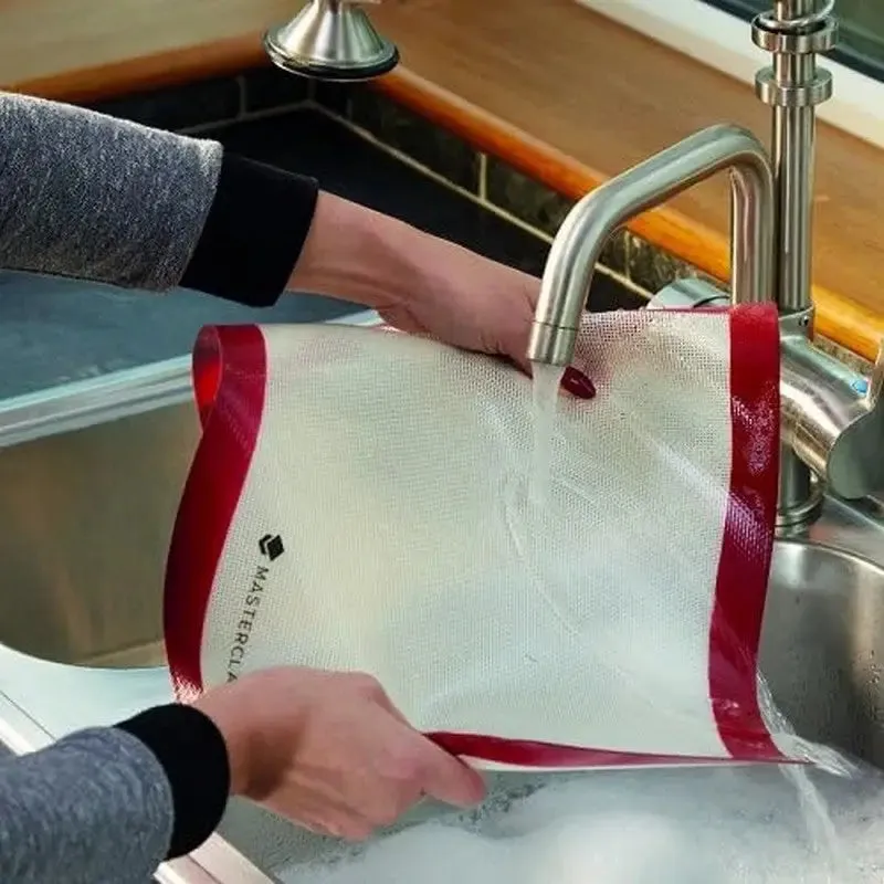 MasterClass Large 40 x 30 cm Flexible Non-Stick Silicone Baking Mat