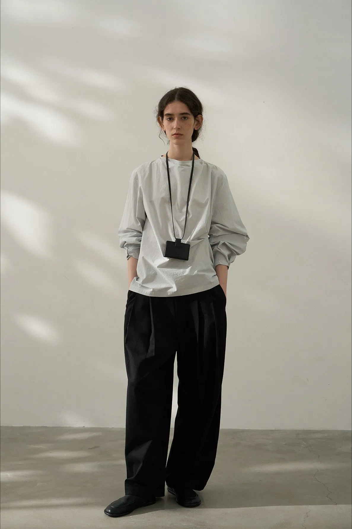 "Ohmi Bleach" cotton twist waist blouse| 3 color